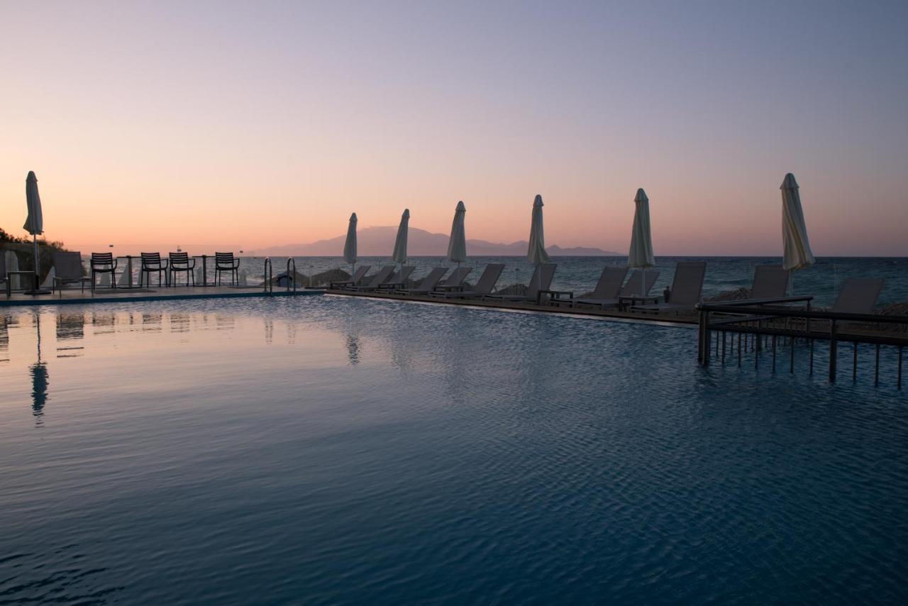 Апарт отель Golden Coast Boutique - Luxury Living Кипсели Экстерьер фото