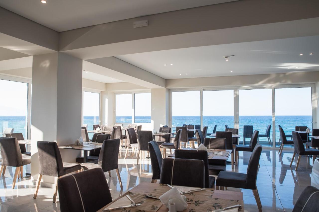 Апарт отель Golden Coast Boutique - Luxury Living Кипсели Экстерьер фото